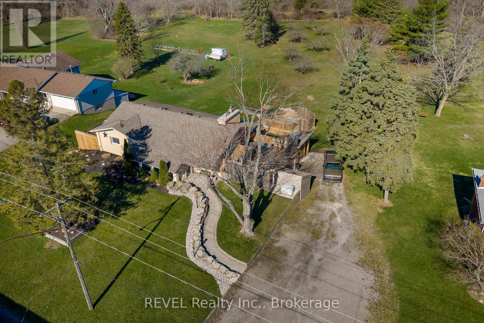 955 Ridge Road N, Fort Erie, Ontario  L0S 1N0 - Photo 43 - X12981136
