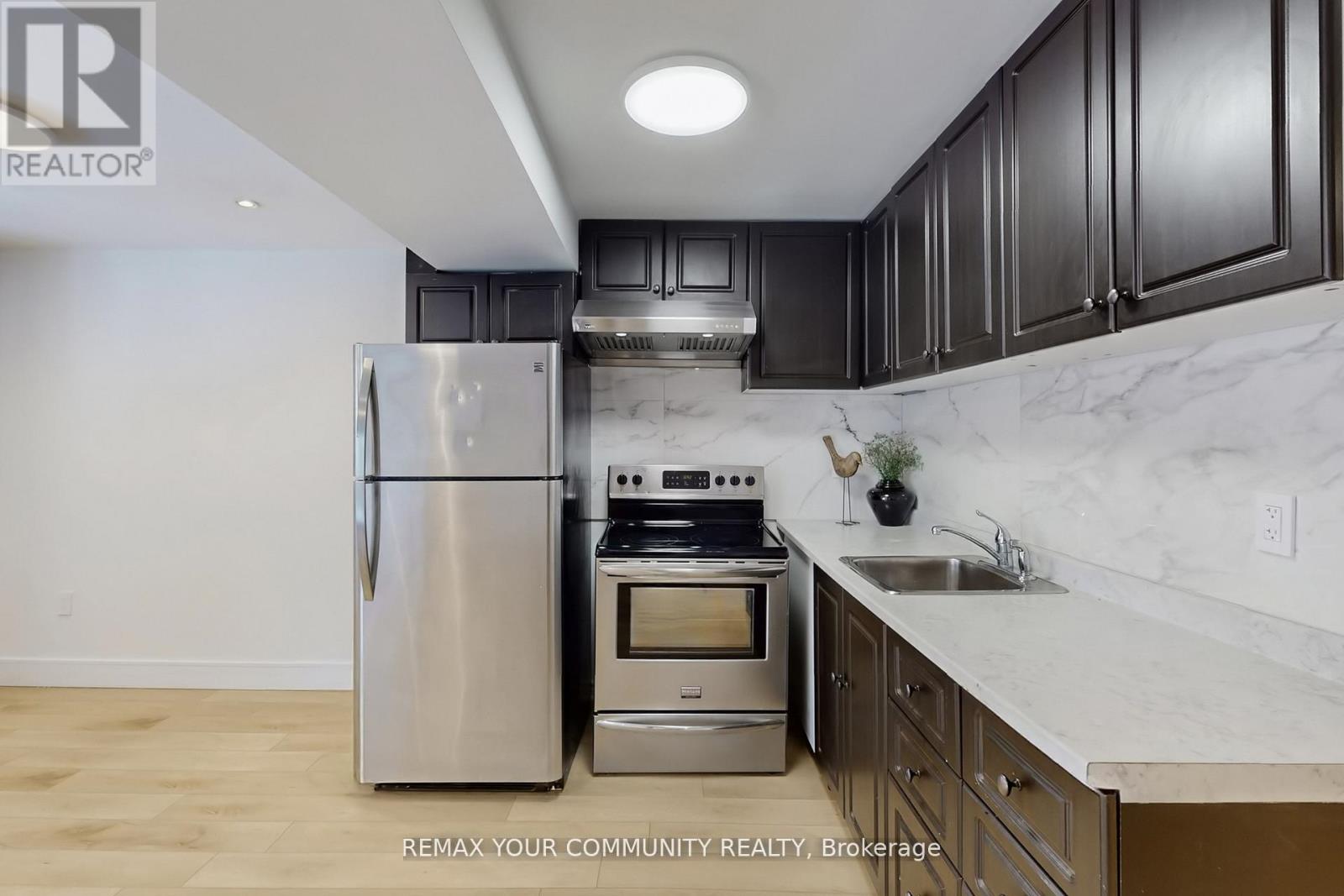 Bsmt - 25 Bache Avenue, Georgina, Ontario  L4P 0C7 - Photo 9 - N13059106