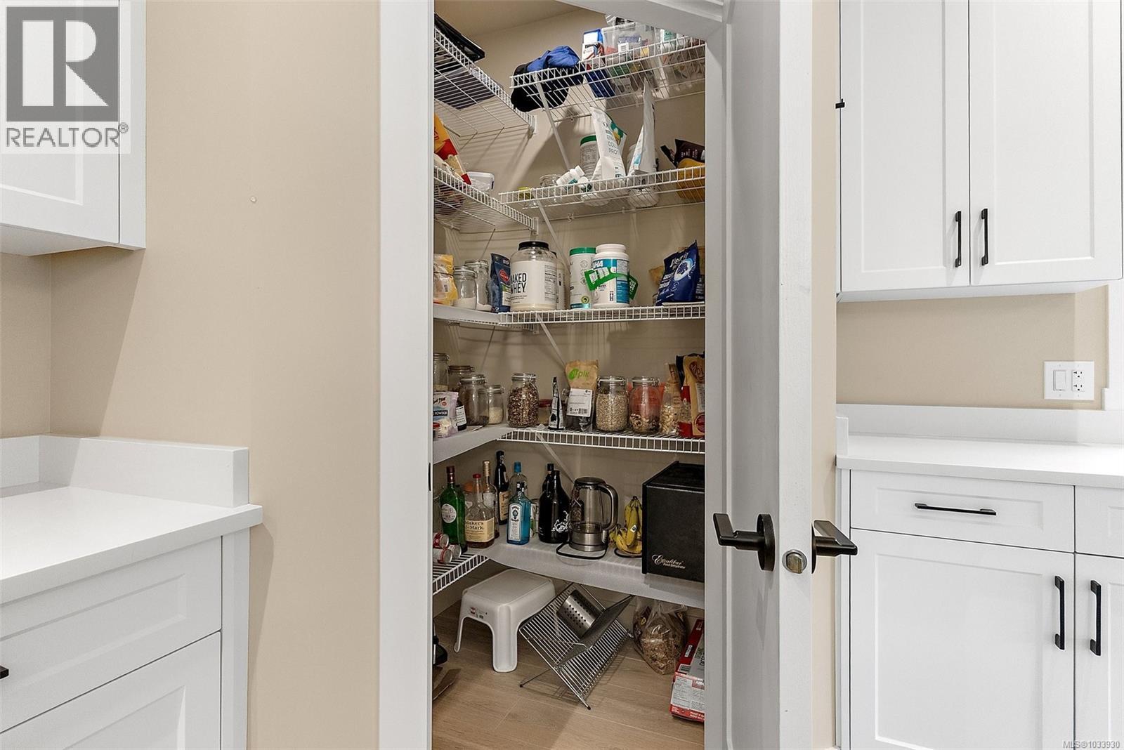 933 Blakeon Pl, Langford, British Columbia  V9C 0R3 - Photo 13 - 1033930