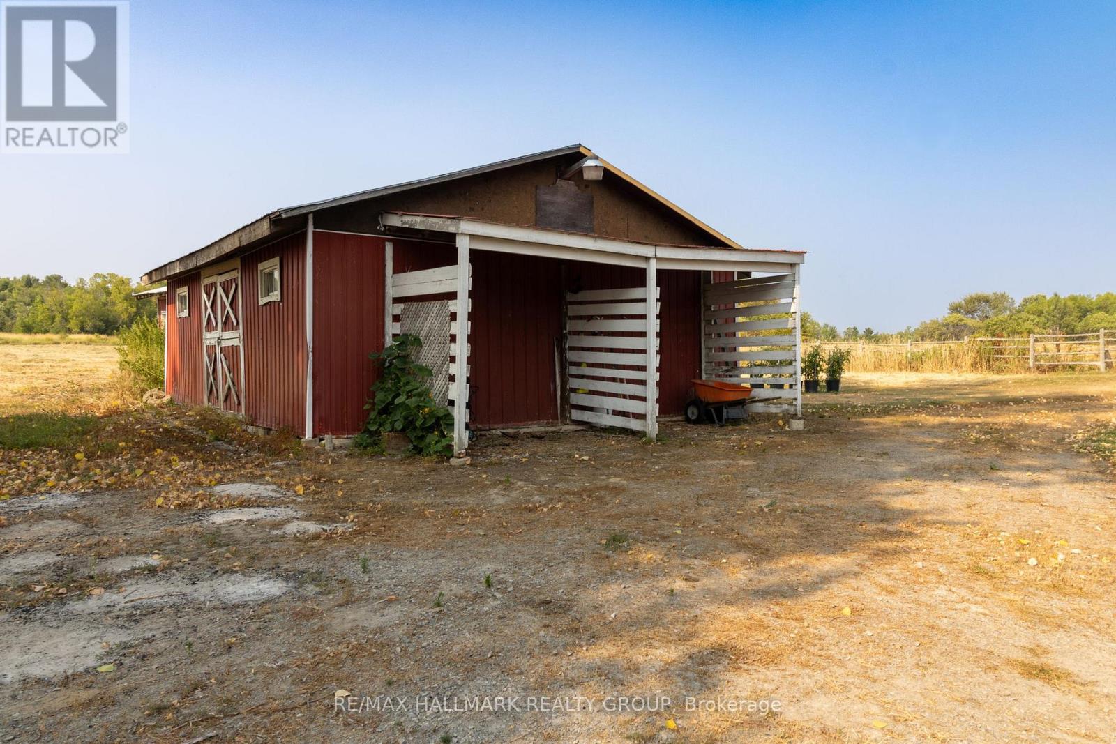 307 County Rd 5 Road, Front Of Yonge, Ontario  K0E 1R0 - Photo 26 - X12862058