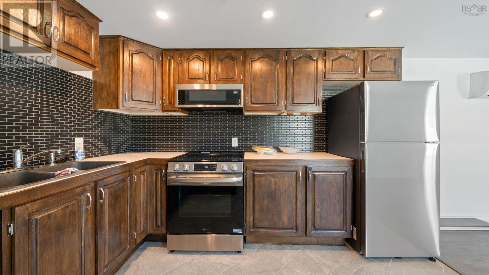 4 Third Street, Halifax, Nova Scotia  B3T 1B1 - Photo 44 - 202600782