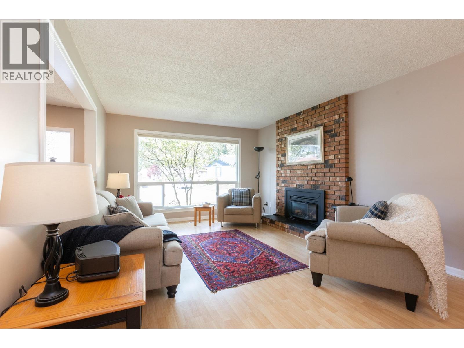 1884 Bluff Way, Coquitlam, British Columbia  V3E 1J2 - Photo 3 - R3116772