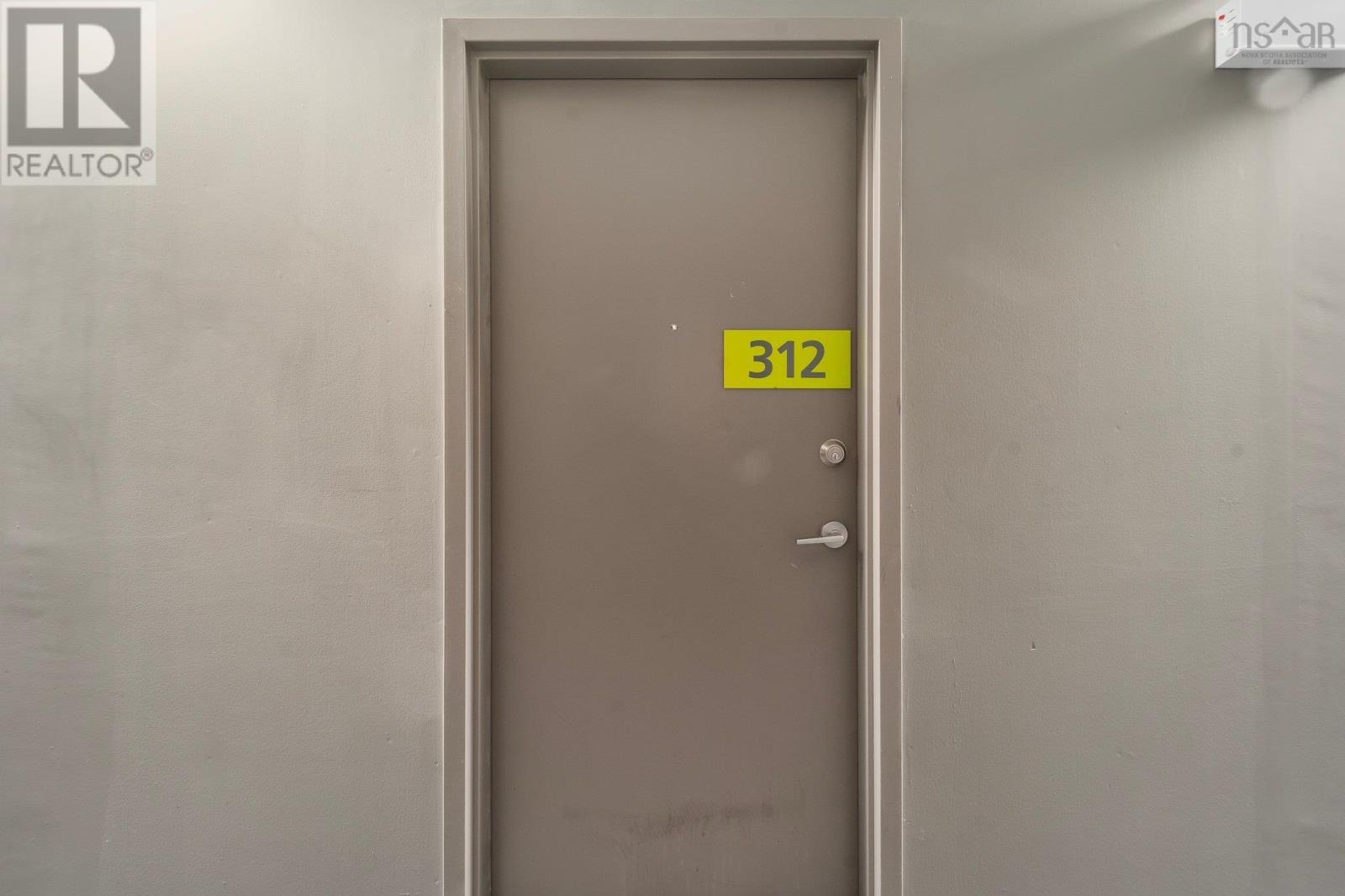 312 1048 Wellington Street, Halifax Peninsula, Nova Scotia  B3H 0C2 - Photo 2 - 202605653
