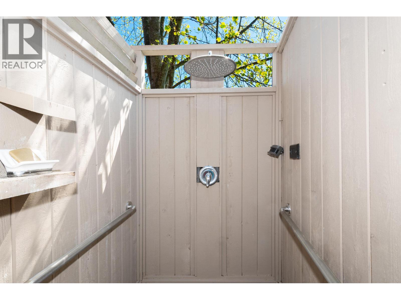 4455 Harris Place, North Vancouver, British Columbia  V7G 1E9 - Photo 21 - R3116908