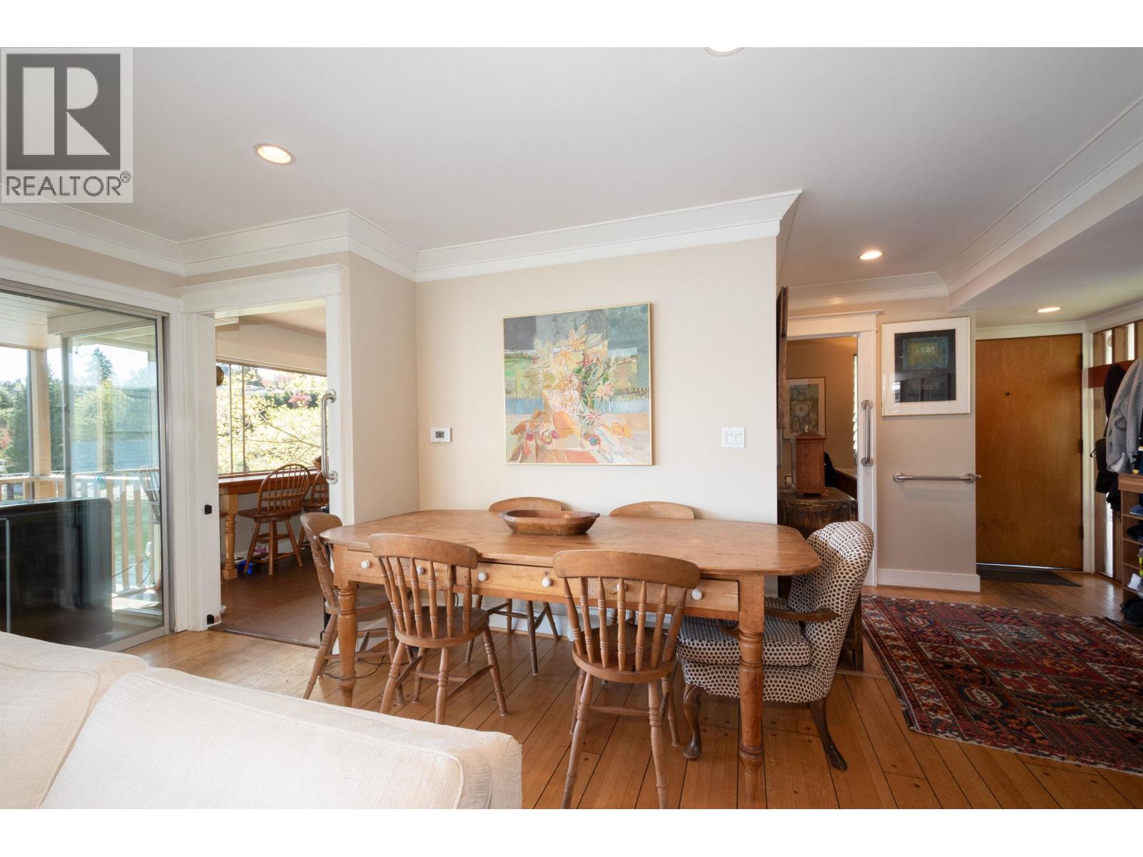 4455 Harris Place, North Vancouver, British Columbia  V7G 1E9 - Photo 11 - R3116908