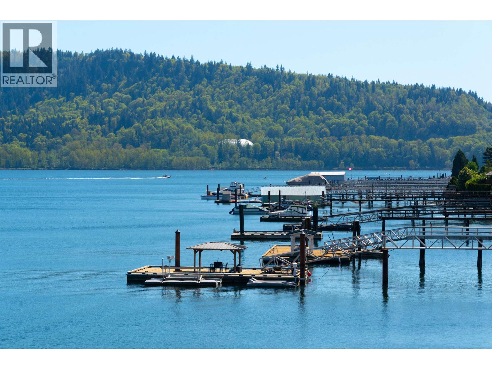 4455 Harris Place, North Vancouver, British Columbia  V7G 1E9 - Photo 8 - R3116908