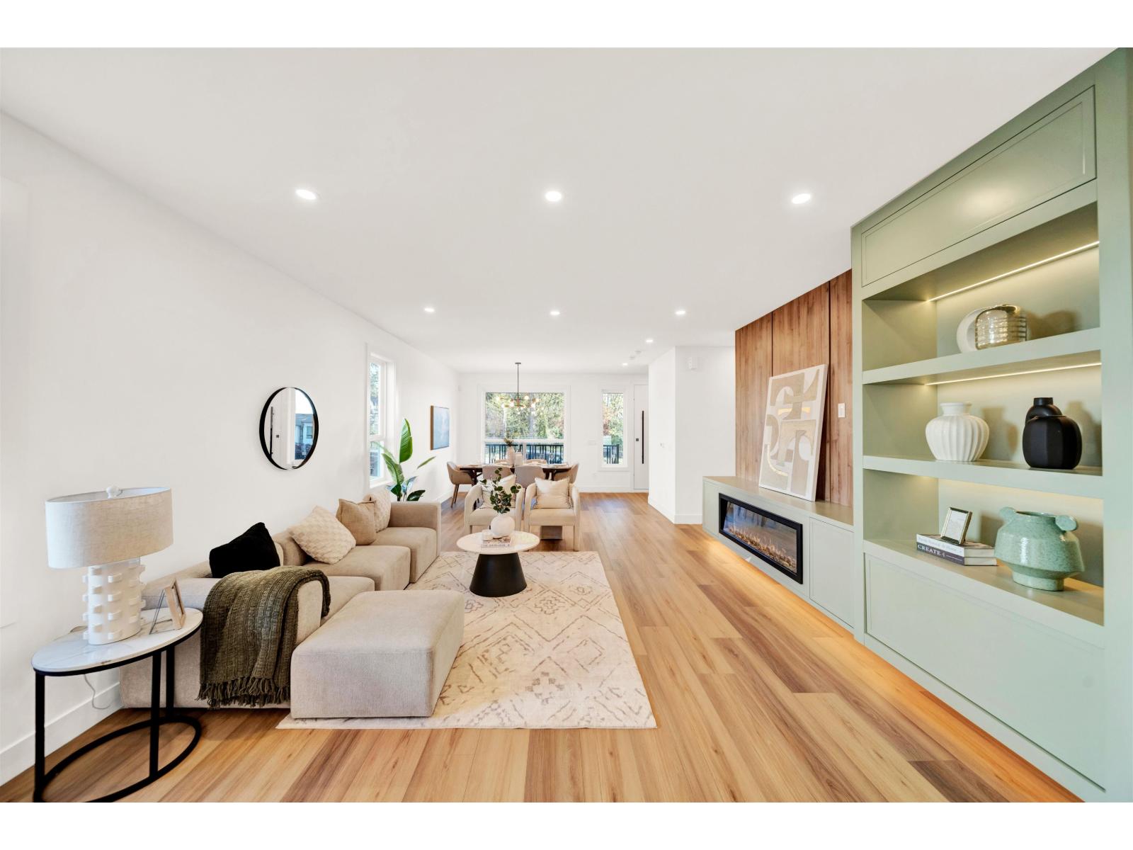 16489 20 AVENUE, surrey, British Columbia