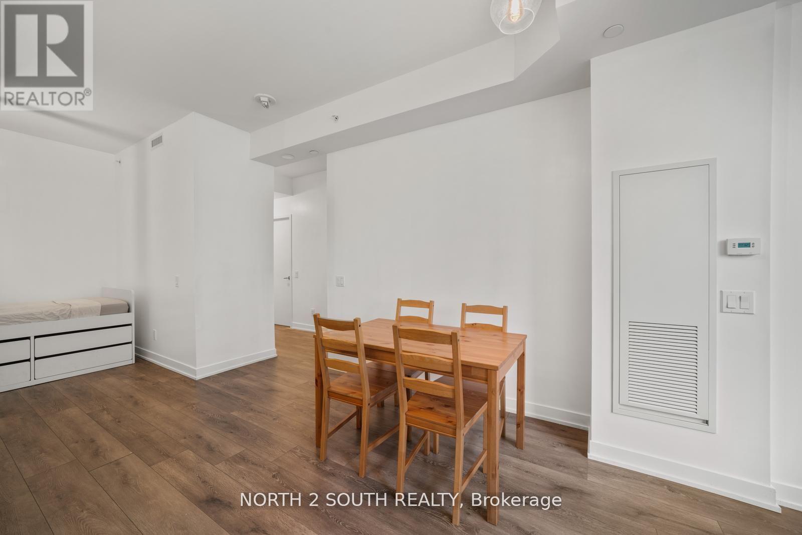 213 - 1787 St Clair Avenue W, Toronto, Ontario  M6N 0B7 - Photo 14 - W13059180