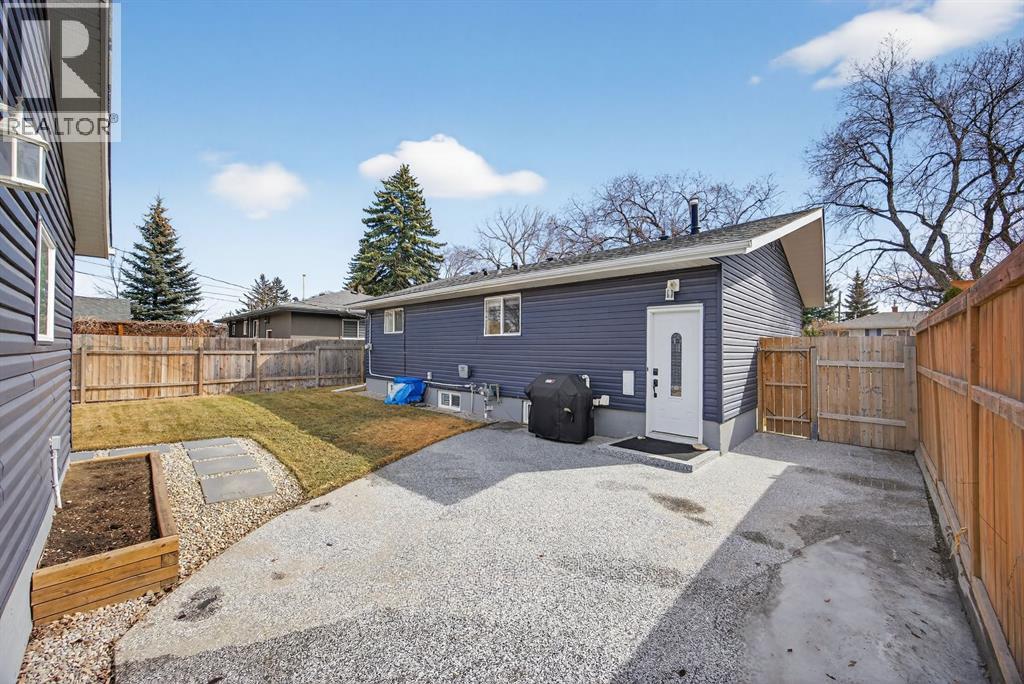 208 78 Avenue Se, Calgary, Alberta  T2H 1C4 - Photo 40 - A2296126
