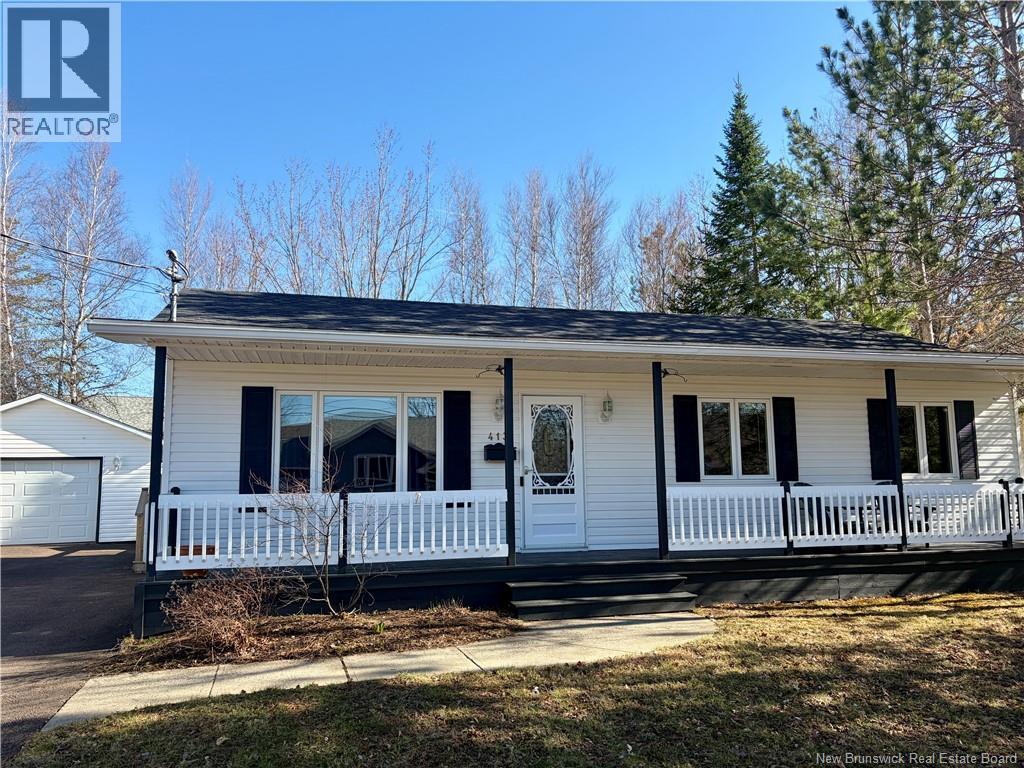 413 Mandeville Street, Dieppe, New Brunswick  E1A 6W1 - Photo 2 - NB138269