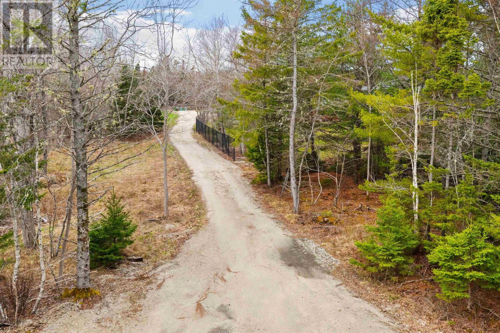 27 Pig Loop Road, Chester, Nova Scotia  B0J 1J0 - Photo 26 - 202609003