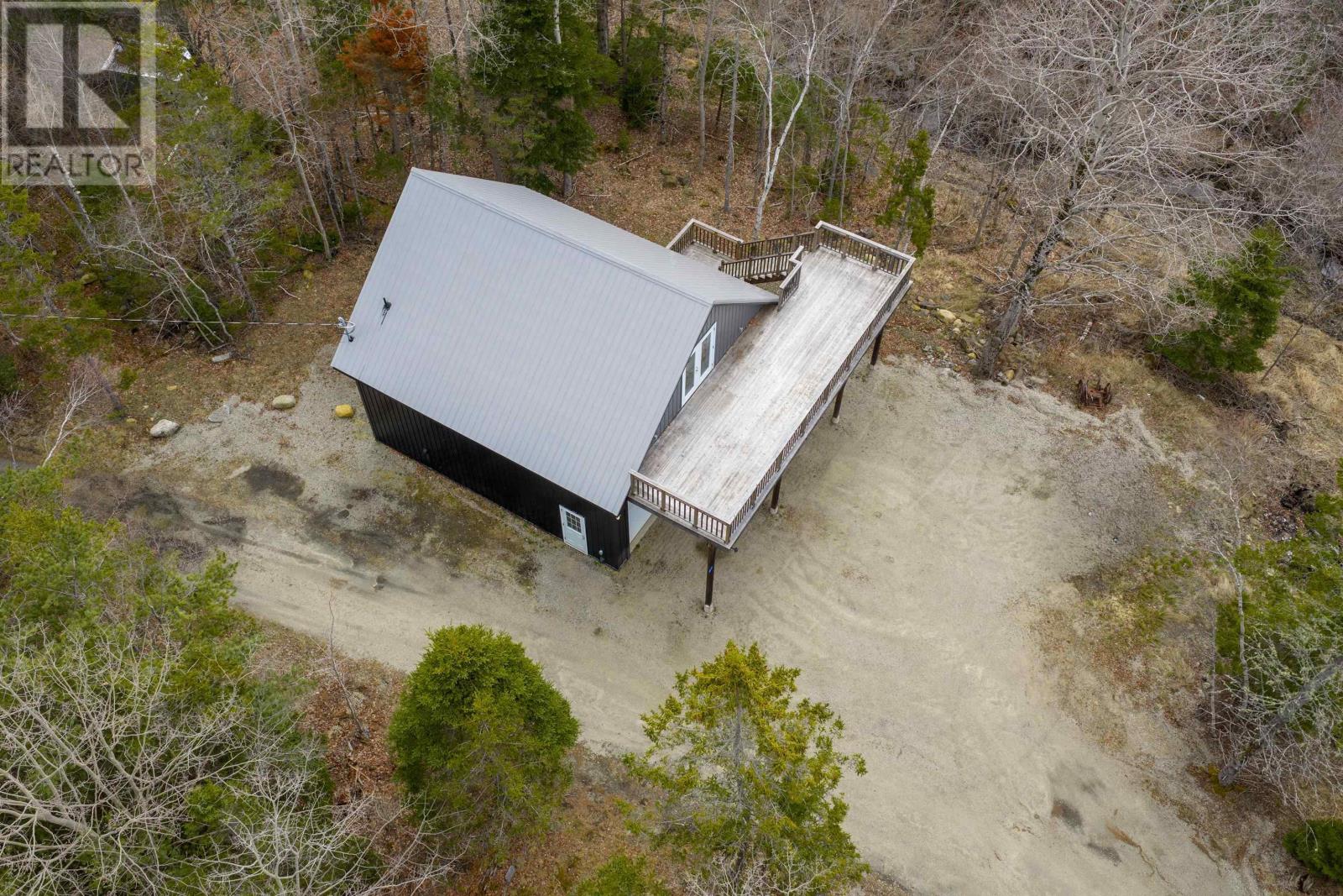 27 Pig Loop Road, Chester, Nova Scotia  B0J 1J0 - Photo 5 - 202609003