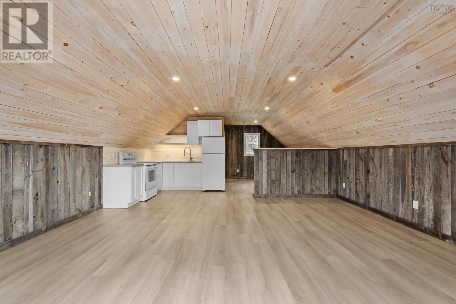 27 Pig Loop Road, Chester, Nova Scotia  B0J 1J0 - Photo 18 - 202609003