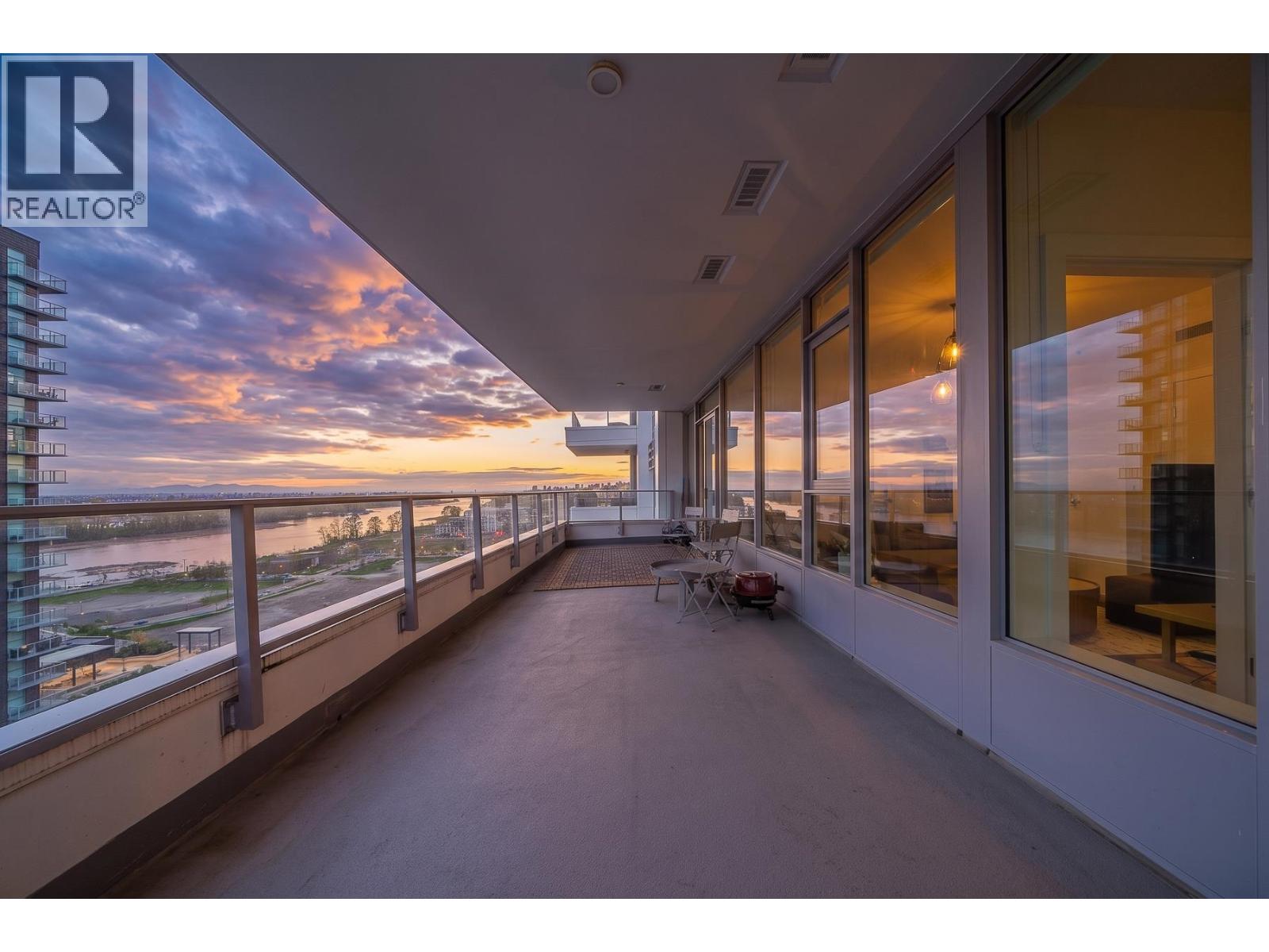 1402 3438 SAWMILL CRESCENT, Vancouver, British Columbia