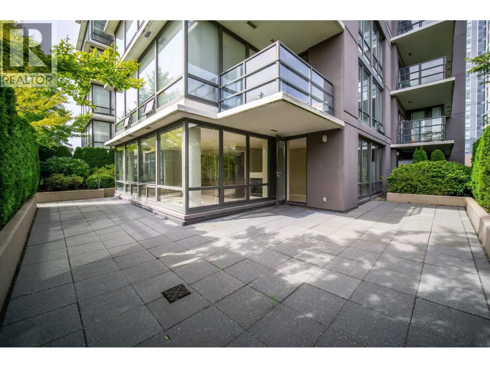 308 9188 Cook Road, Richmond, British Columbia  V6Y 4M1 - Photo 2 - R3000053