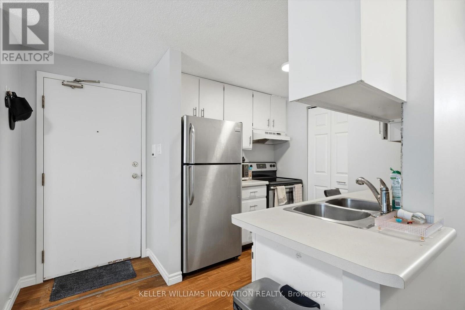 205 - 30 Bridge Street W, Kitchener, Ontario  N2K 1K4 - Photo 4 - X13059160