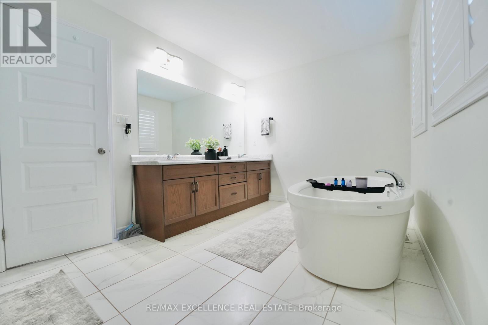 1689 Aukett Drive, London North, Ontario  N5X 0N2 - Photo 31 - X13059174