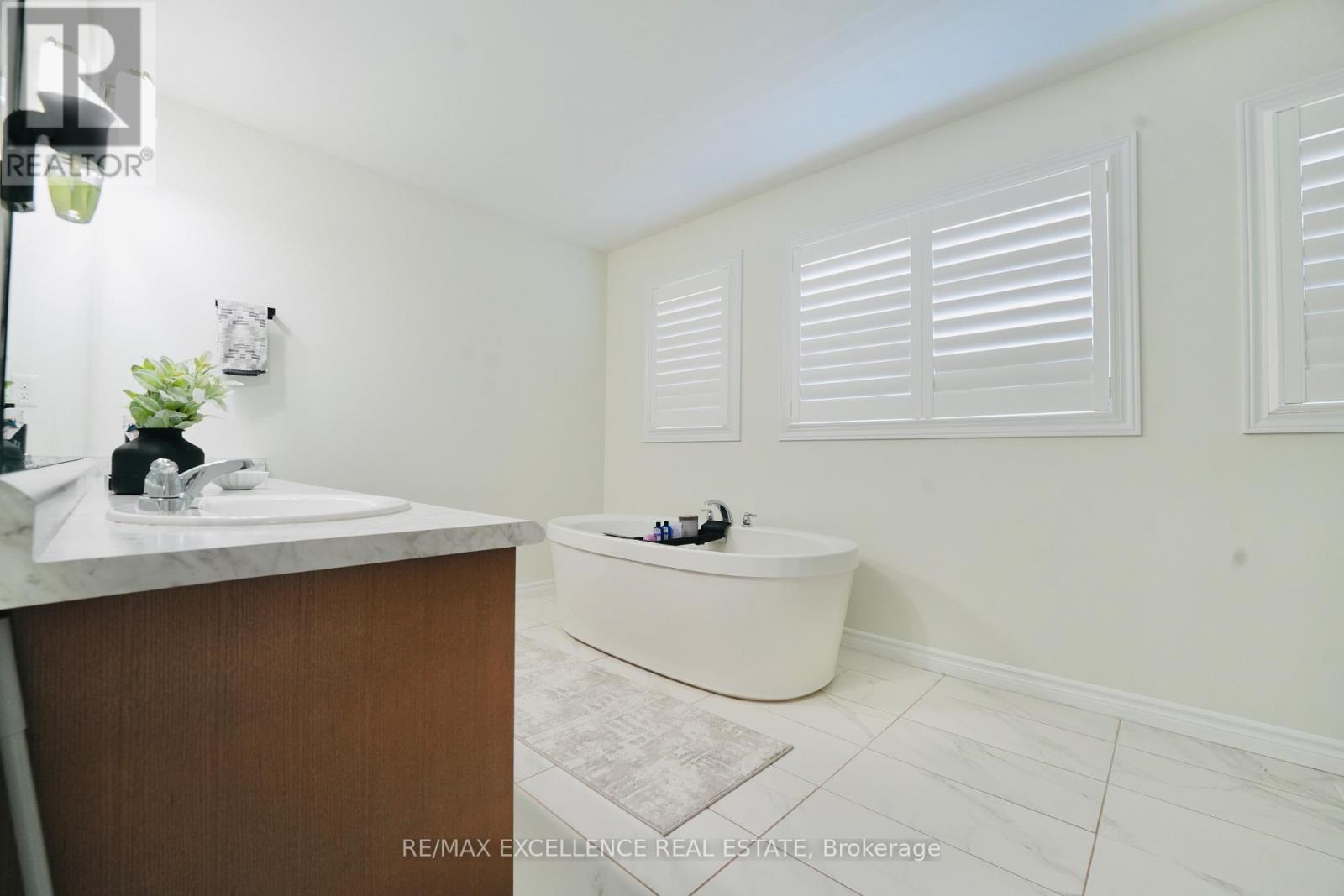 1689 Aukett Drive, London North, Ontario  N5X 0N2 - Photo 33 - X13059174