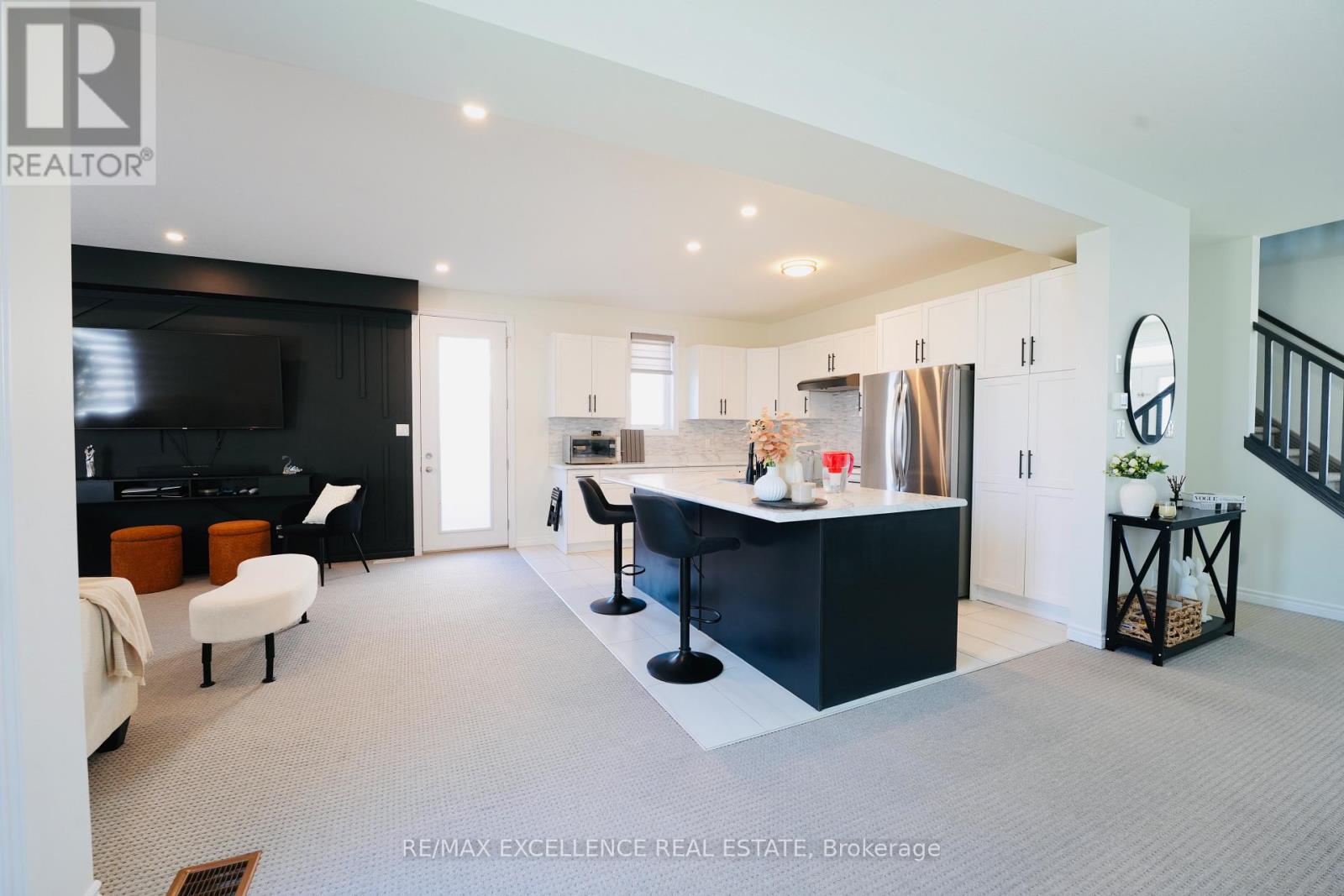 1689 Aukett Drive, London North, Ontario  N5X 0N2 - Photo 6 - X13059174