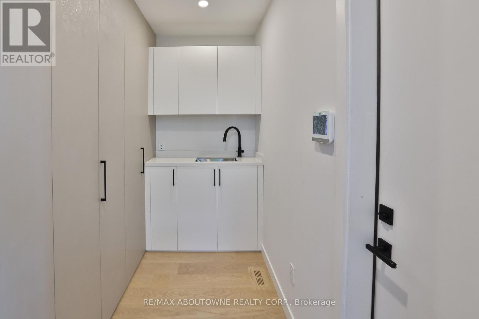 70 Upper Mount Albion Road, Hamilton, Ontario  L8J 2S1 - Photo 15 - X13059212