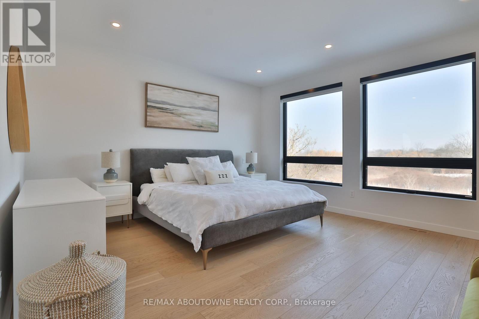 70 Upper Mount Albion Road, Hamilton, Ontario  L8J 2S1 - Photo 16 - X13059212