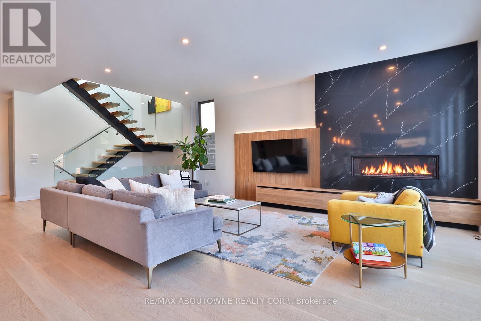 70 Upper Mount Albion Road, Hamilton, Ontario  L8J 2S1 - Photo 7 - X13059212