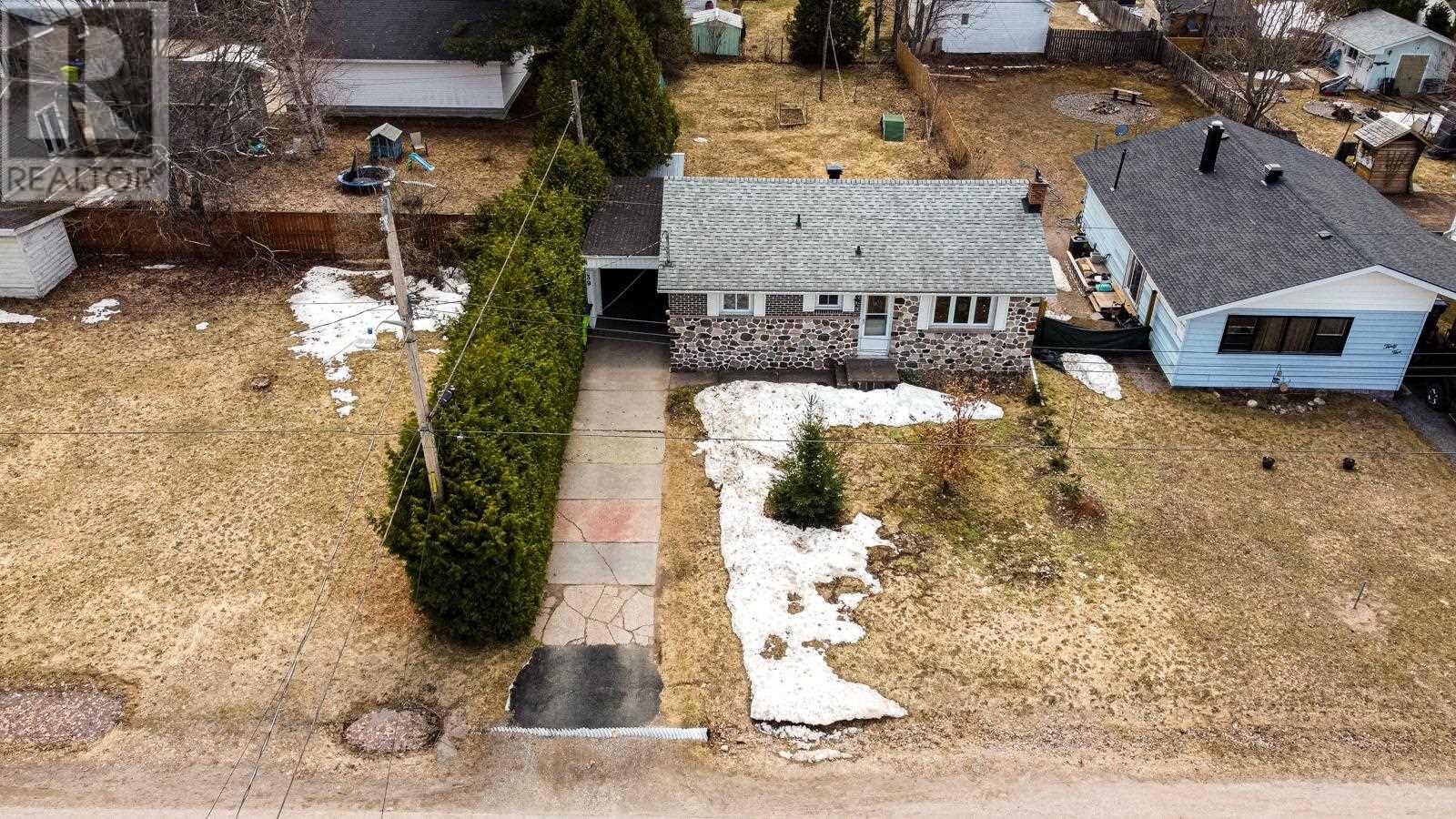 39 Lawson Ave, Sault Ste. Marie, Ontario  P6B 4E8 - Photo 34 - SM260813