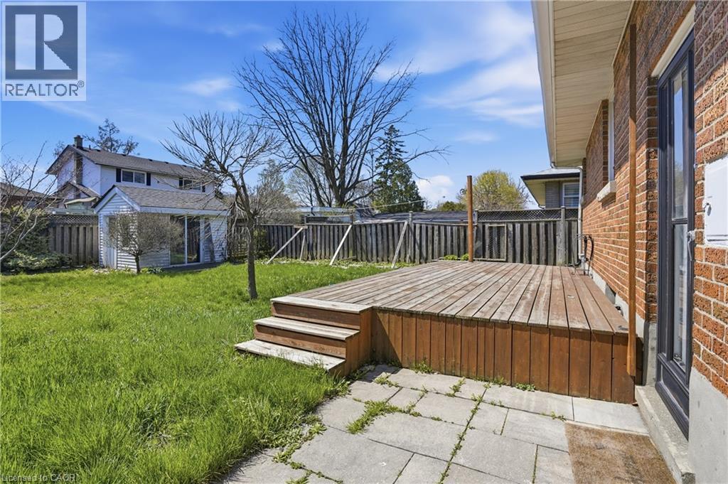 70 Sandalwood Avenue, Hamilton, Ontario  L8T 2E3 - Photo 15 - 40825391