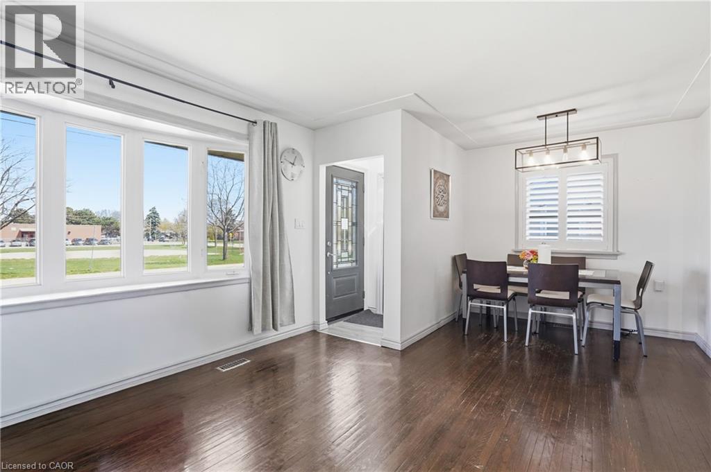 70 Sandalwood Avenue, Hamilton, Ontario  L8T 2E3 - Photo 4 - 40825391