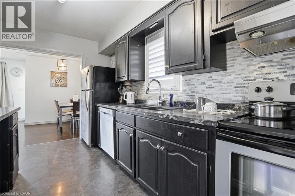 70 Sandalwood Avenue, Hamilton, Ontario  L8T 2E3 - Photo 6 - 40825391