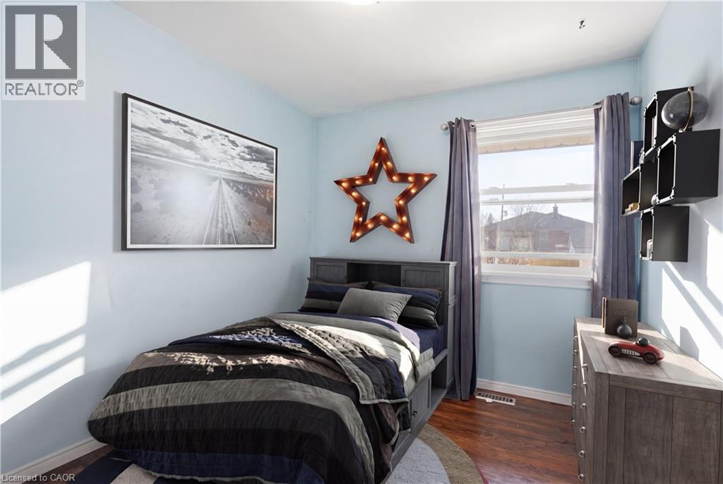 70 Sandalwood Avenue, Hamilton, Ontario  L8T 2E3 - Photo 9 - 40825391