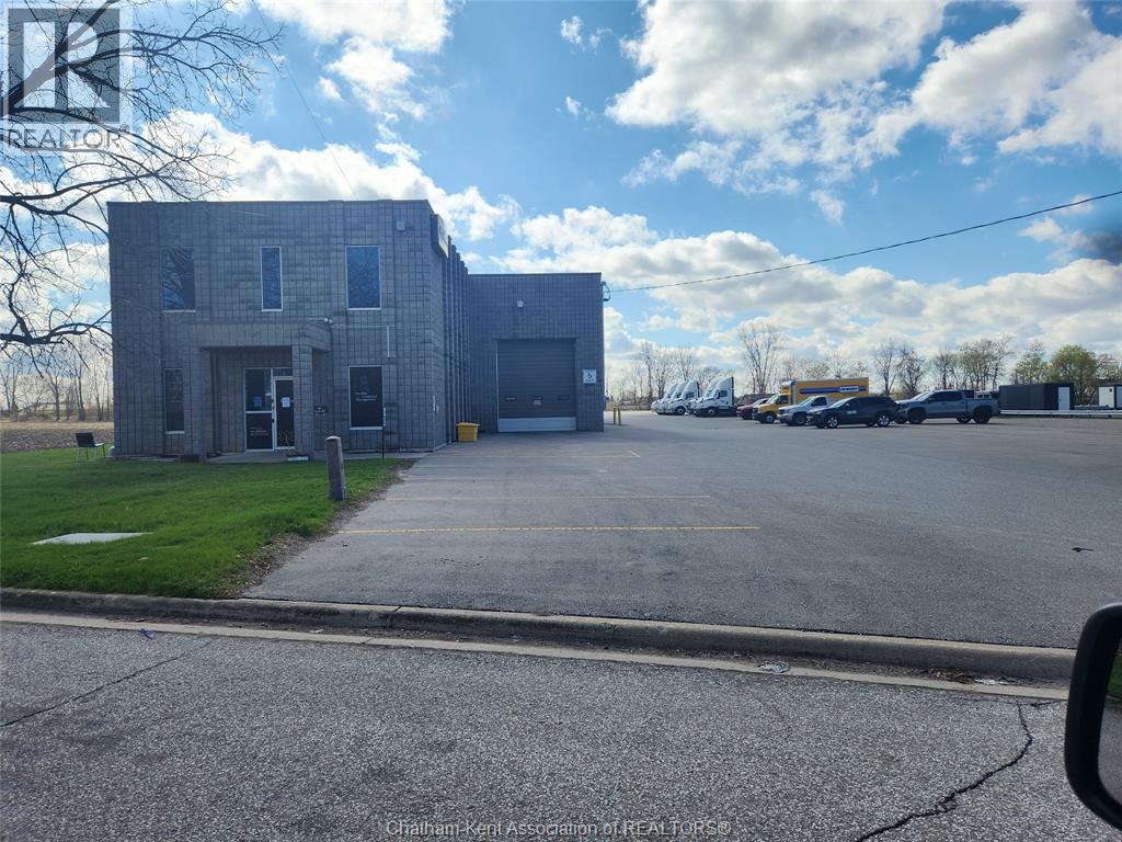 MLS# 26009143: 400 National ROAD Unit# A, Chatham, Canada