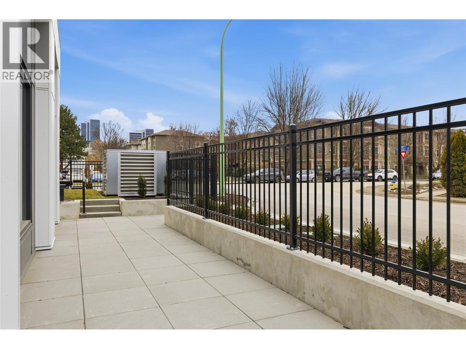 1390 Pridham Avenue Unit# Th4 Lot# 3, Kelowna, British Columbia  V1Y 0P7 - Photo 5 - 10385141
