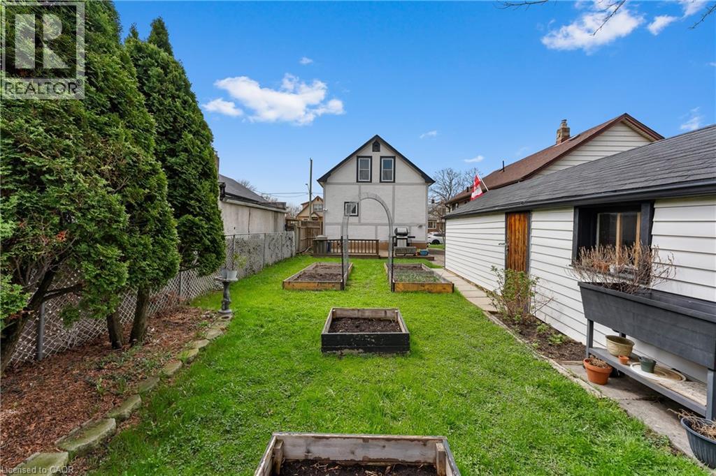 62 Rolls Avenue, St. Catharines, Ontario  L2N 1W1 - Photo 26 - 40822478