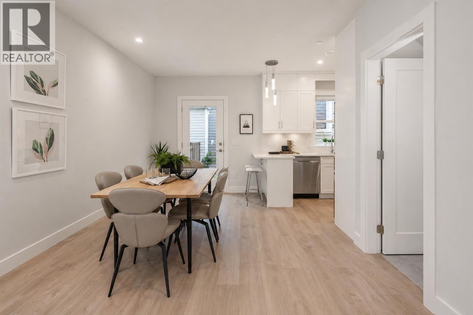 2316 Brock Street, Vancouver, British Columbia  V5N 2Z7 - Photo 7 - R3117043