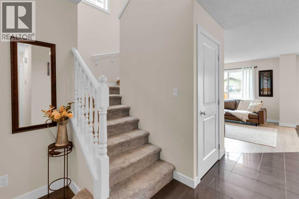 1039 Kings Heights Road SE, Airdrie, Alberta  T4A 0M5 - Photo 3 - A2304190
