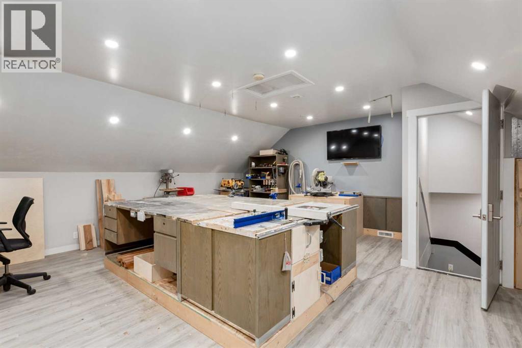 9915 Patton Road Sw, Calgary, Alberta  T2V 5G1 - Photo 34 - A2306119