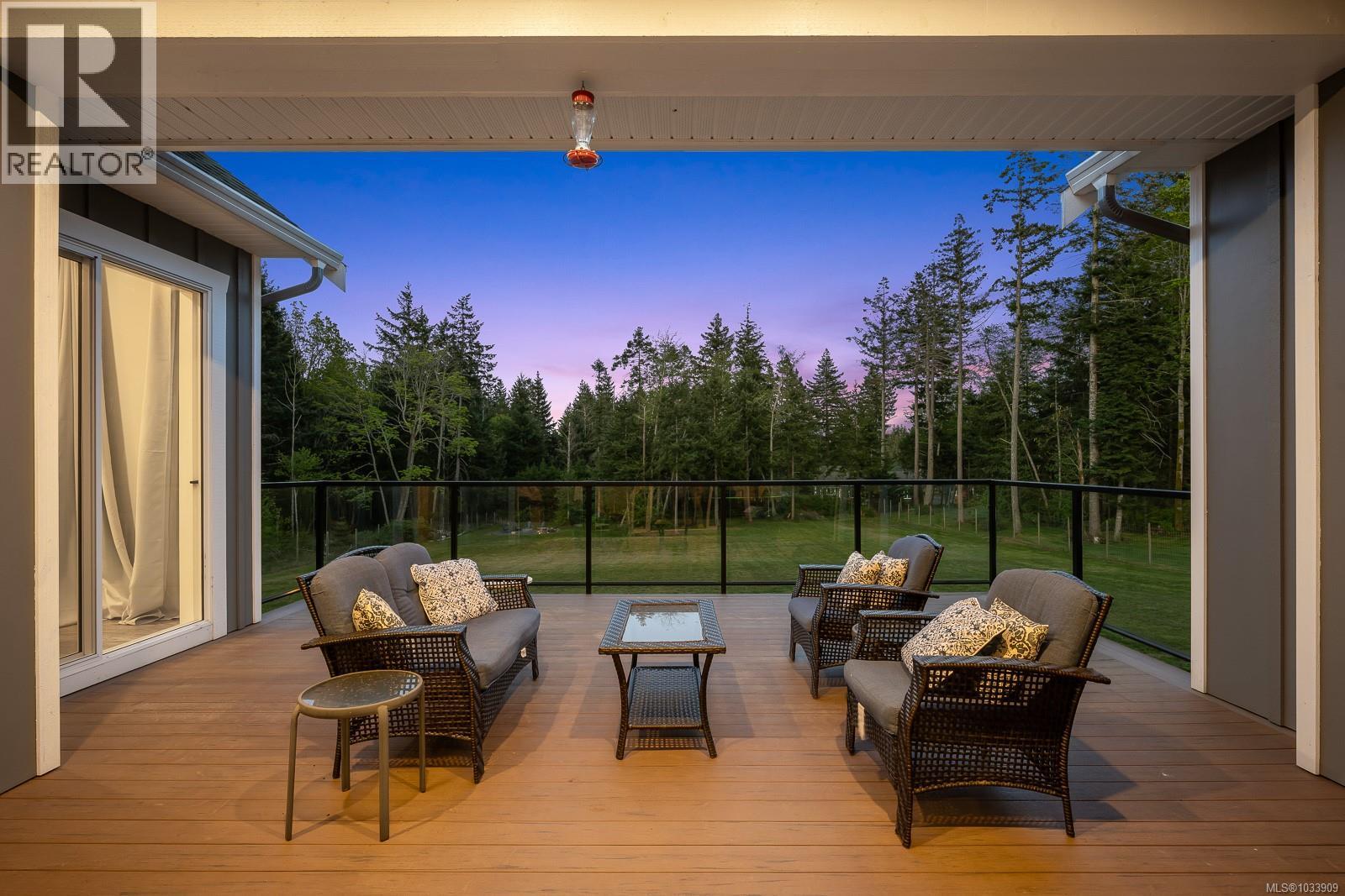 2294/2290 Waveland Rd, Courtenay, British Columbia  V9J 1X8 - Photo 18 - 1033909