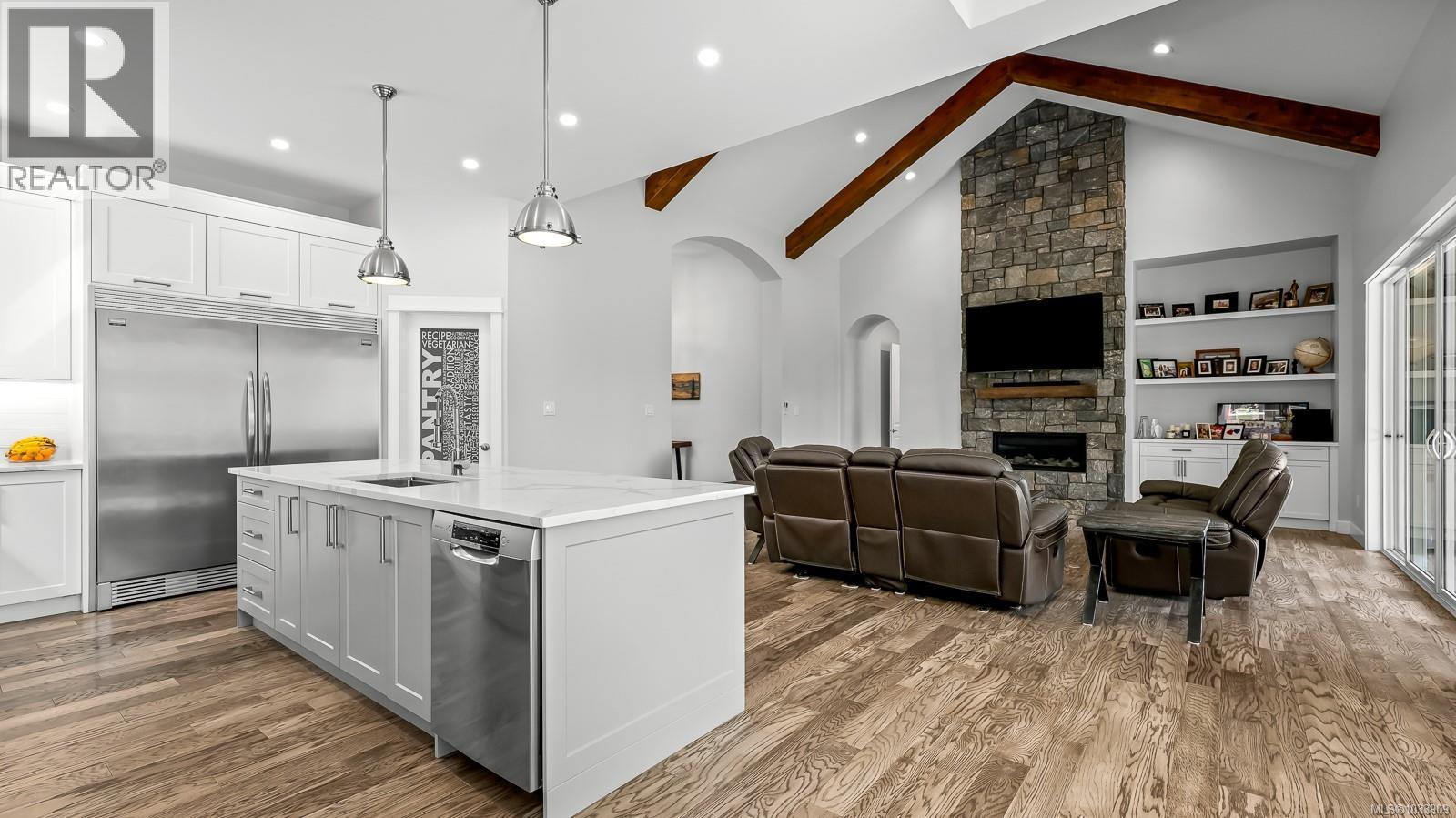 2294/2290 Waveland Rd, Courtenay, British Columbia  V9J 1X8 - Photo 22 - 1033909