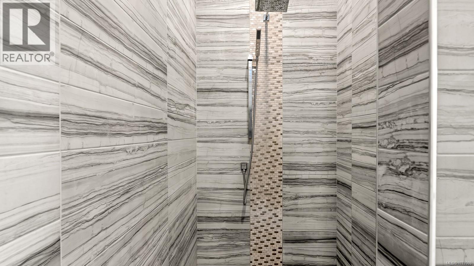 2294/2290 Waveland Rd, Courtenay, British Columbia  V9J 1X8 - Photo 31 - 1033909