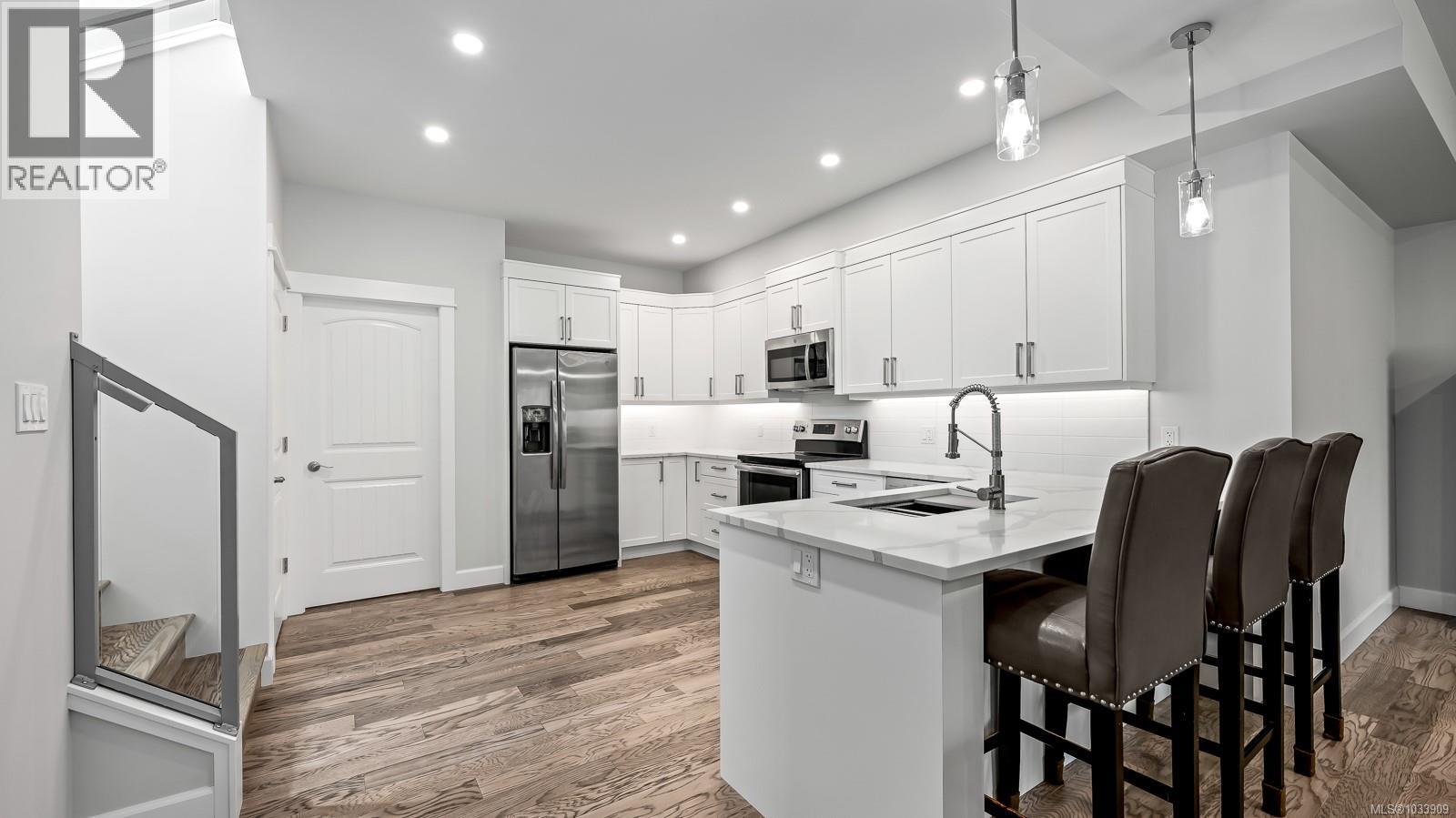 2294/2290 Waveland Rd, Courtenay, British Columbia  V9J 1X8 - Photo 40 - 1033909