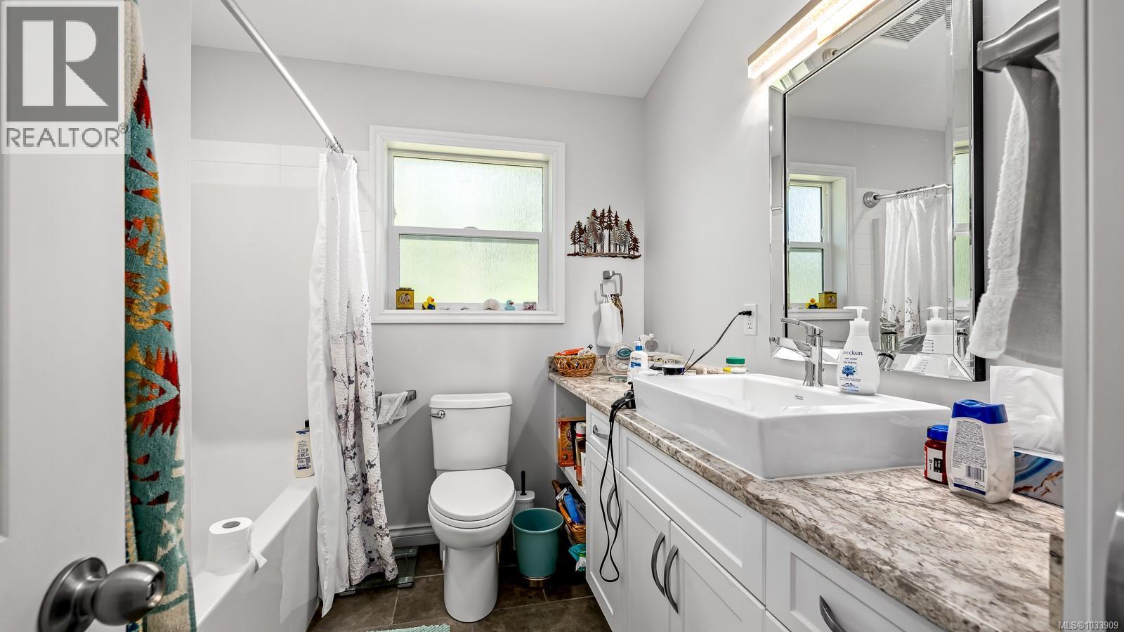 2294/2290 Waveland Rd, Courtenay, British Columbia  V9J 1X8 - Photo 59 - 1033909