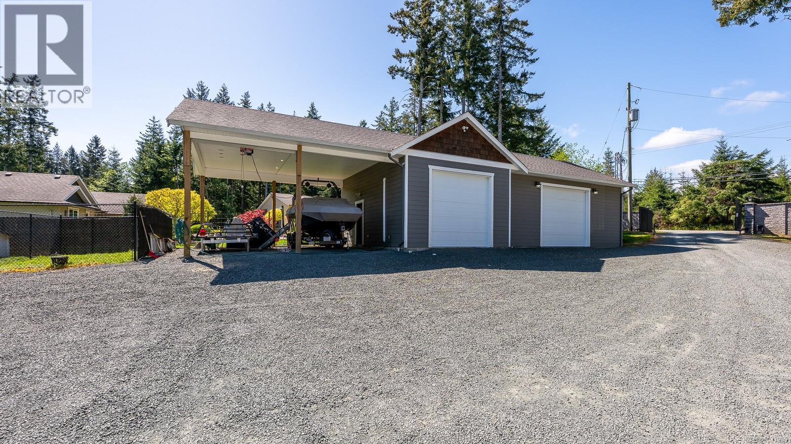 2294/2290 Waveland Rd, Courtenay, British Columbia  V9J 1X8 - Photo 63 - 1033909