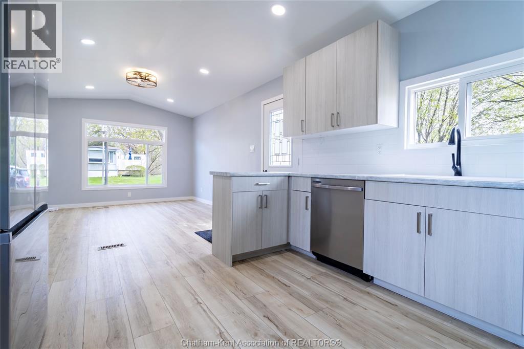 42 London Court, Chatham, Ontario  N7L 4G6 - Photo 13 - 26008839