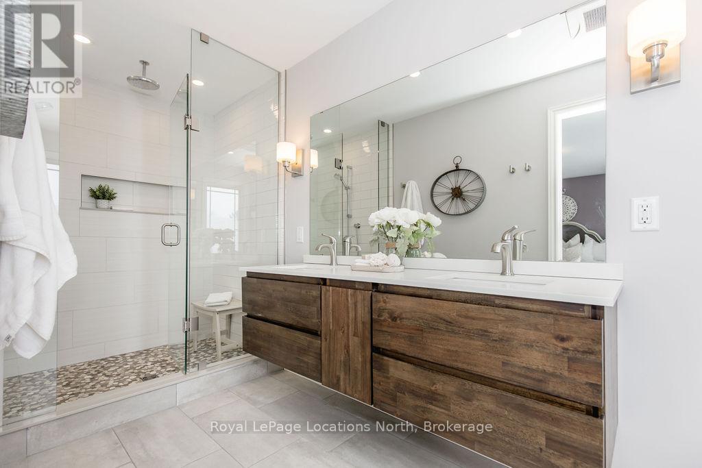 1094 River Road W, Wasaga Beach, Ontario  L9Z 2W7 - Photo 27 - S12866208