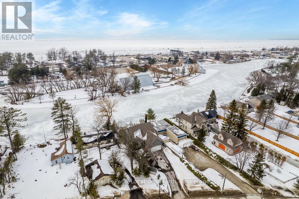 1094 River Road W, Wasaga Beach, Ontario  L9Z 2W7 - Photo 45 - S12866208