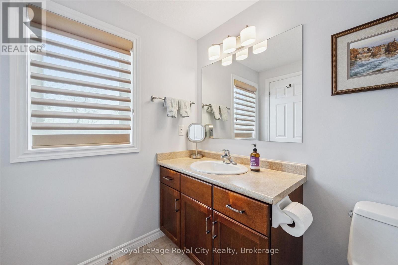 108 Mussen Street, Guelph, Ontario  N1E 0K2 - Photo 35 - X12862412