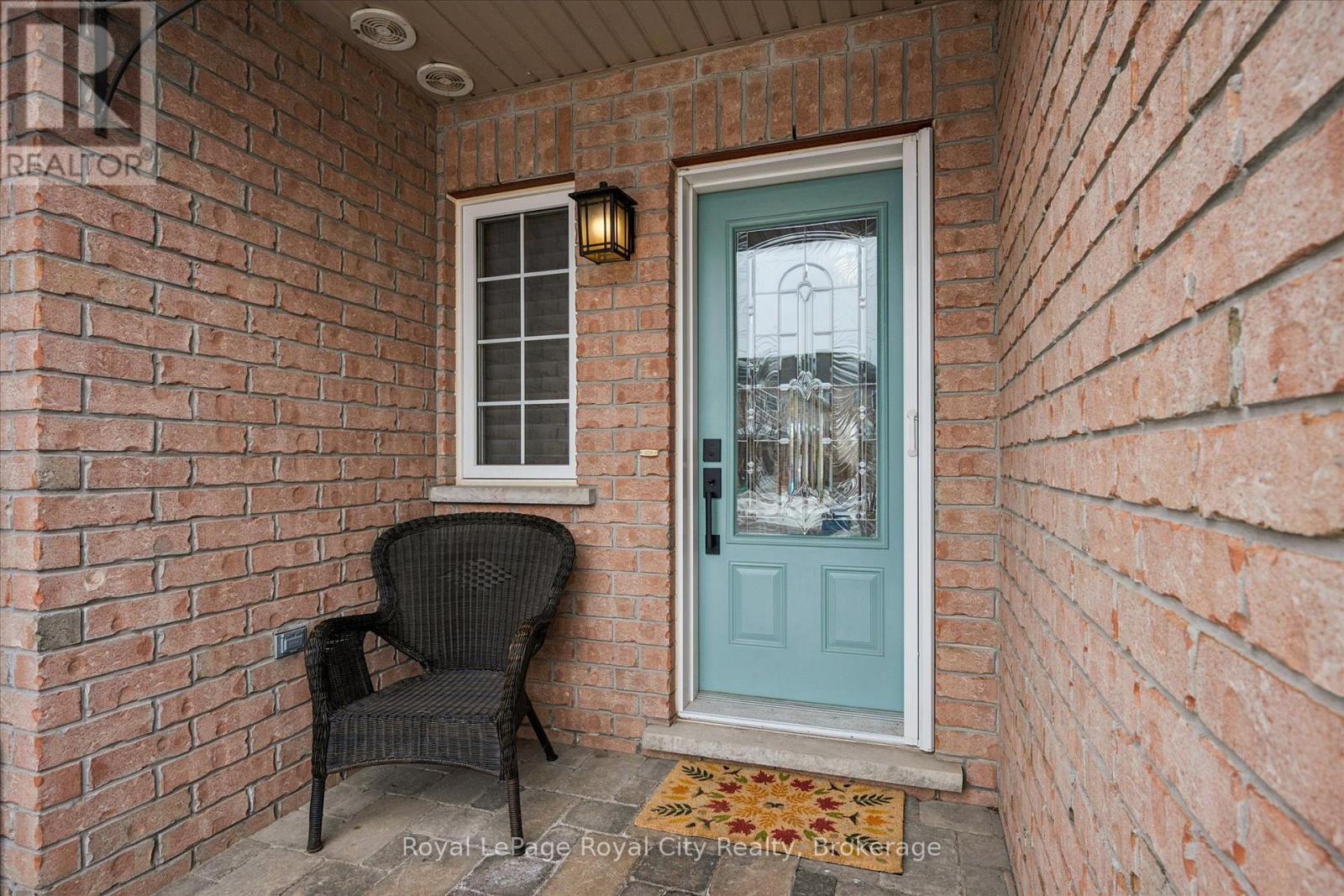 108 Mussen Street, Guelph, Ontario  N1E 0K2 - Photo 6 - X12862412