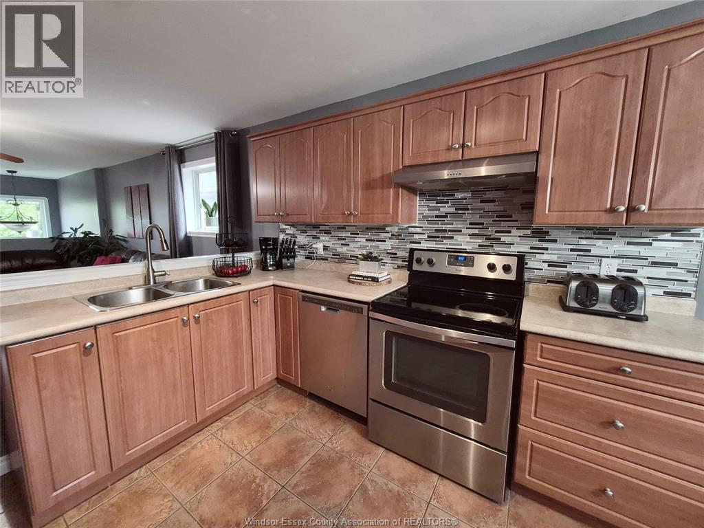 2514 Duneshill Avenue, Windsor, Ontario  N8P 1Y2 - Photo 7 - 26009596