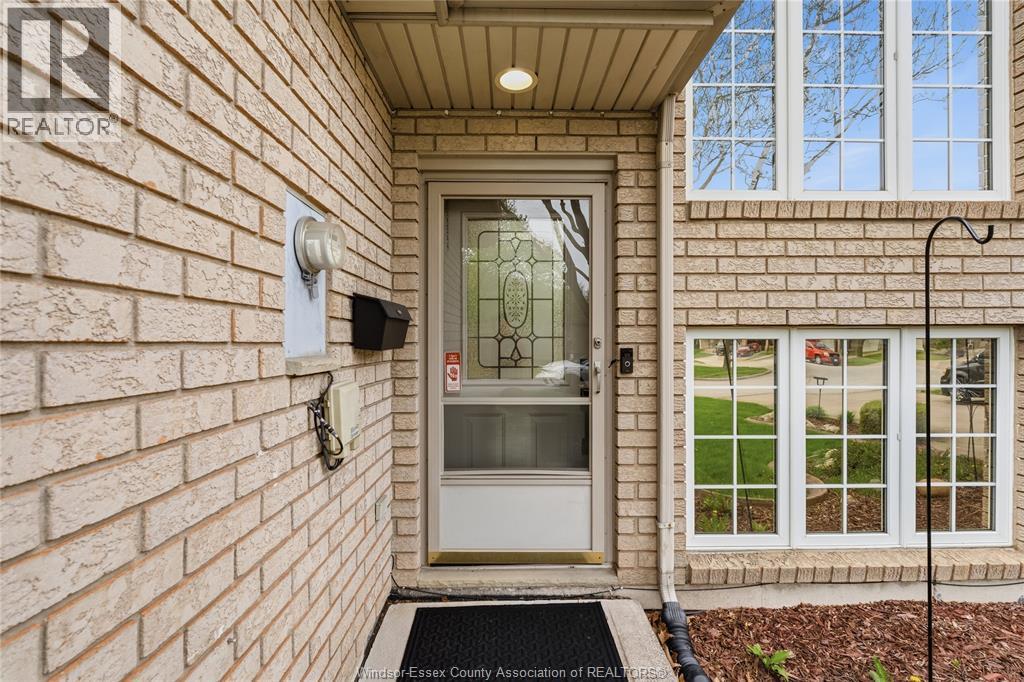 1022 Lexington Circle, Windsor, Ontario  N8S 4T3 - Photo 4 - 26009487